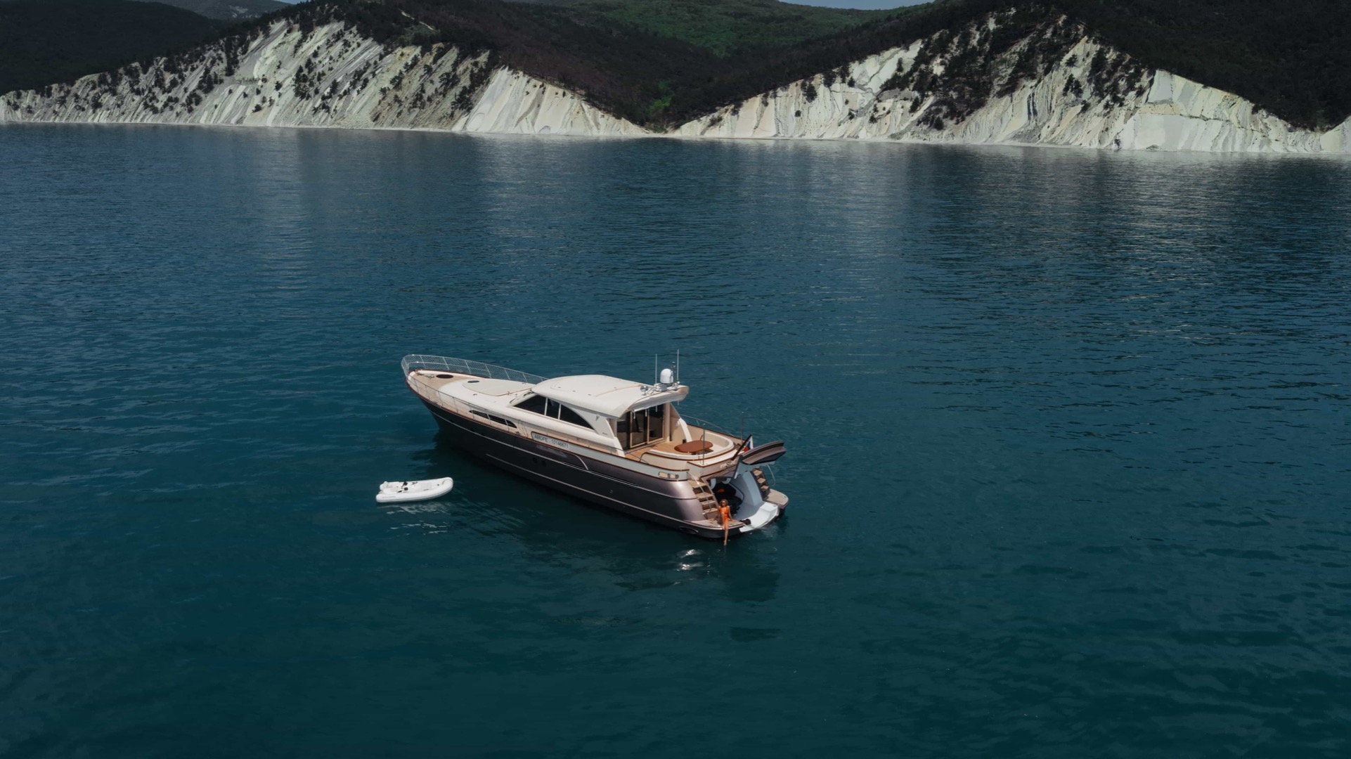 Вид яхты с высоты